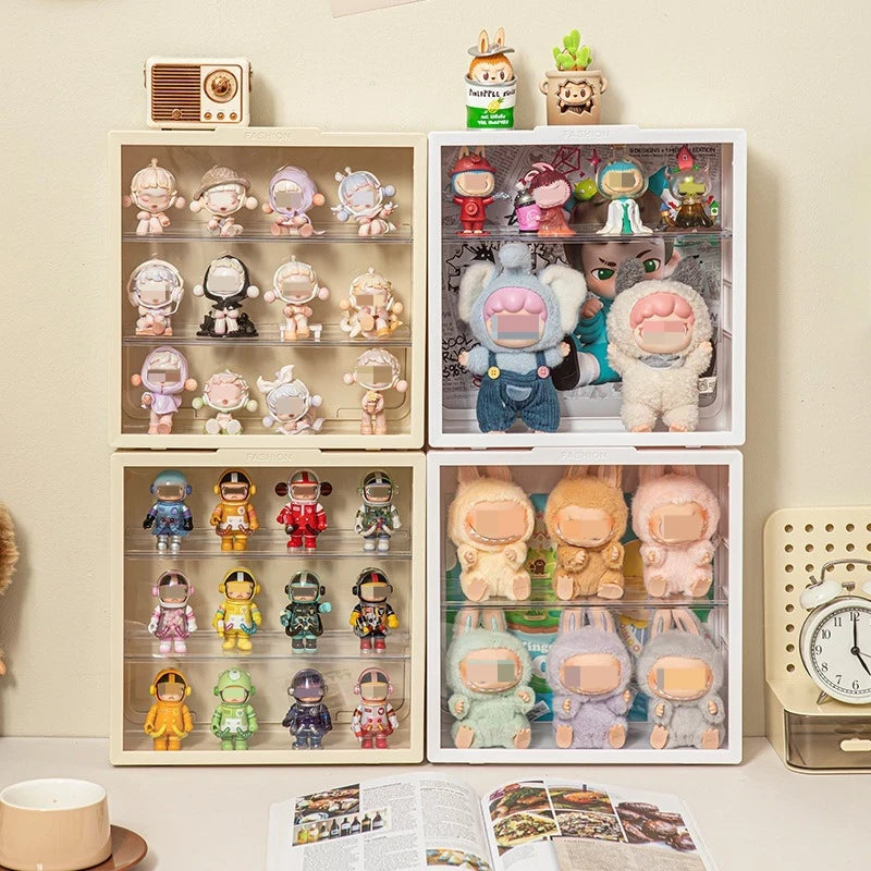 Vitrina Apilable Transparente — Caja con Puerta Magnética para Pop Mart, Labubu, Funko y Coleccionables