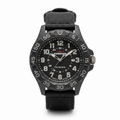 Reloj tactico Timex Expedition negro - vista frontal del dial con marca